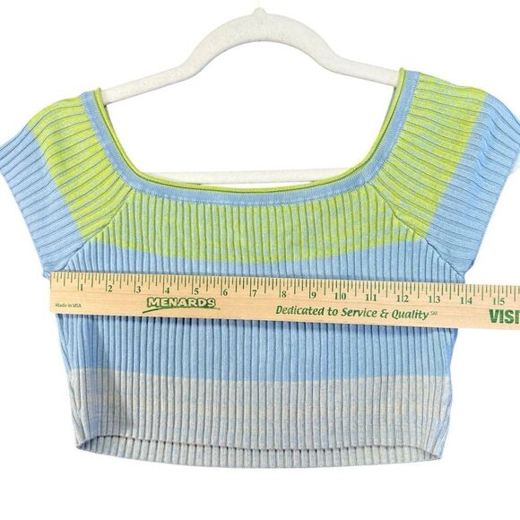 Anthro daily ritual daily PRACTICE SMALL top - Picture 7 of 10